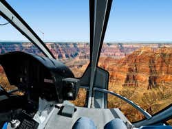 Elicottero nel Grand Canyon