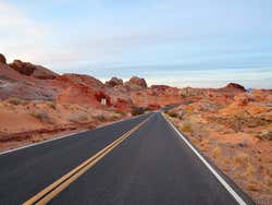Valley of Fire, strada per White Domes